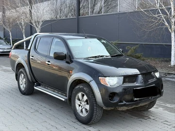 Авто Mitsubishi L 200 2009 № 8614575