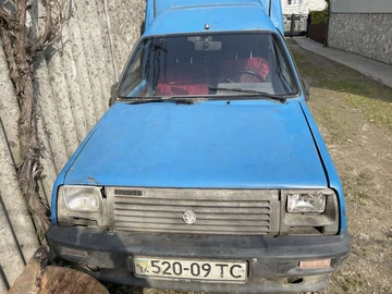 Авто Renault Rapid 1990 № 8614636