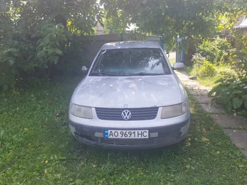 Авто Volkswagen Passat Sedan 1999 № 8614915