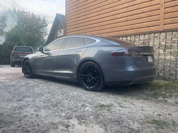 Авто Tesla Model S 2013 № 8614935