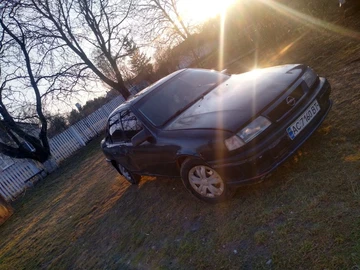 Авто Opel Vectra 1991 № 8615168