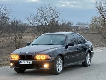 Авто BMW 5 Серия 2002 № 8615216