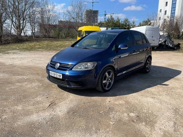 Авто Volkswagen Golf Plus 2006 № 8615521