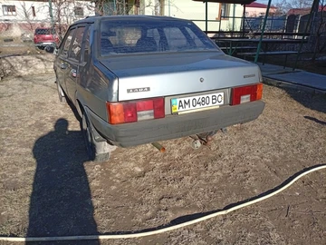 Авто ВАЗ 21099 1992 № 8615523