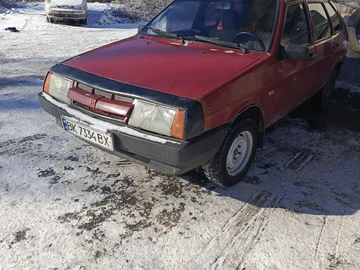 Авто ВАЗ 2109 1989 № 8615532