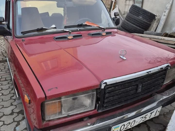 Авто ВАЗ 2107 1988 № 8615550