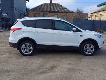 Авто Ford Kuga 2013 № 8615784
