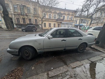 Авто Mercedes 220 1996 № 8615796