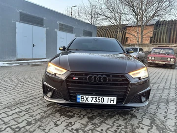 Авто Audi A4 2019 № 8615835