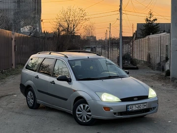 Авто Ford Focus 2000 № 8616050
