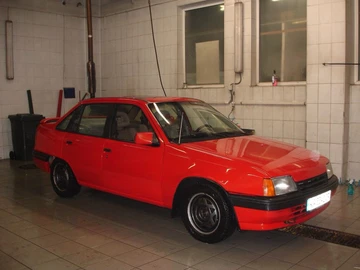 Авто Opel Kadett 1990 № 8616132