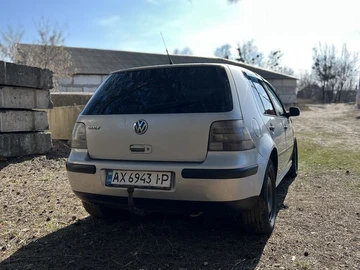 Авто Volkswagen Golf 1999 № 8616252