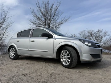 Авто Opel Astra 2004 № 8616352