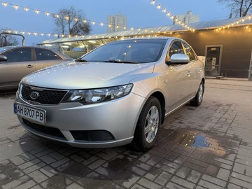 Авто KIA Cerato Forte  2012 № 8616371