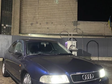 Авто Audi A4 1995 № 8616541