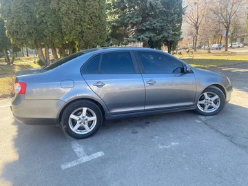 Авто Volkswagen Jetta 2008 № 8616579