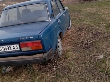 Авто ВАЗ 2107 2004 № 8616836