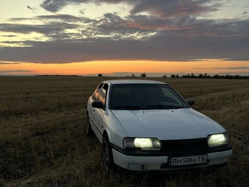 Авто Nissan Primera 1993 № 8616838