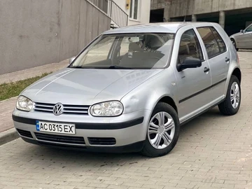 Авто Volkswagen Golf 2000 № 8616897