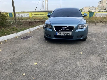 Авто Volvo V50 2009 № 8616971