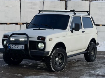 Авто ВАЗ 2121 1992 № 8616999