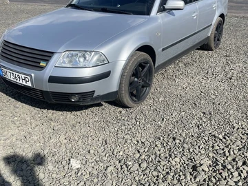 Авто Volkswagen Passat Sedan 2001 № 8617059