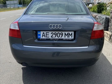 Авто Audi A4 2002 № 8617125