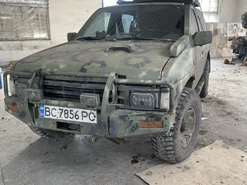 Авто Nissan Terrano 1992 № 8617203