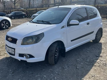 Авто Chevrolet Aveo 2010 № 8617275