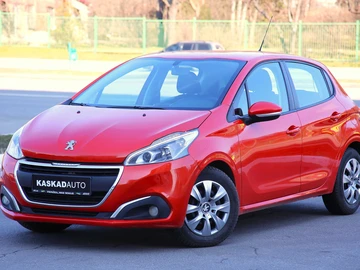 Авто Peugeot 208 2016 № 8617429