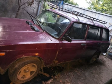 Авто ВАЗ 2104 1992 № 8617486