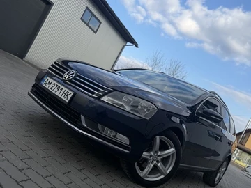 Авто Volkswagen Passat Variant 2012 № 8617641