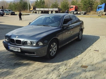 Авто BMW 5 Серия 2002 № 8617713