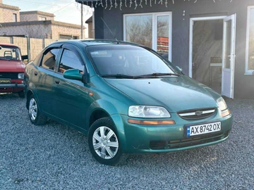 Авто Chevrolet Aveo 2004 № 8617720