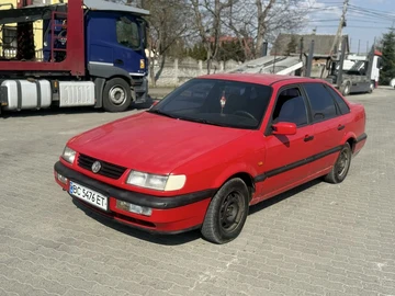 Авто Volkswagen Passat Sedan 1996 № 8617762