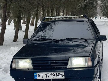Авто ВАЗ 2109 1996 № 8617772