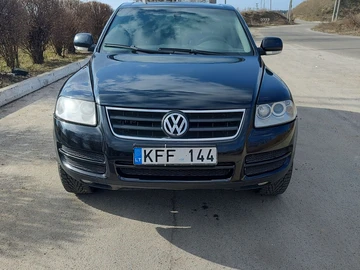 Авто Volkswagen Touareg 2004 № 8618056