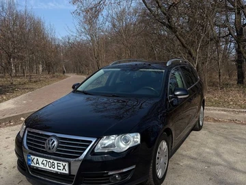Авто Volkswagen Passat Variant 2007 № 8618090
