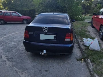 Авто Volkswagen Polo 2000 № 8618148