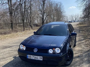 Авто Volkswagen Golf 1999 № 8618169