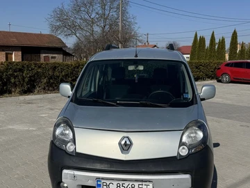 Авто Renault Kangoo Passenger 2011 № 8618370