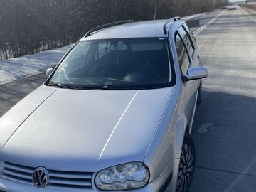 Авто Volkswagen Golf 2005 № 8618617