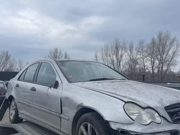 Авто Mercedes Mb 2004 № 8618630