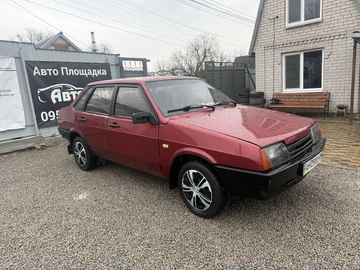 Авто ВАЗ 21099 2004 № 8618712