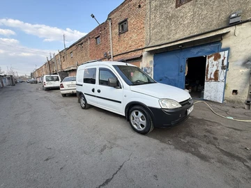 Авто Opel Combo 2006 № 8618985