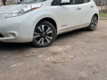Авто Nissan Leaf 2016 № 8619006
