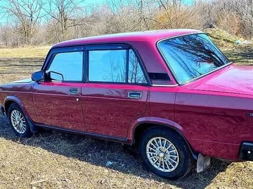 Авто ВАЗ 2107 2004 № 8619194