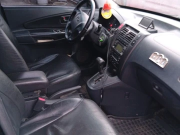 Авто Hyundai Tucson 2008 № 8619243
