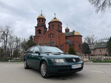 Авто Volkswagen Passat Variant 1999 № 8619457