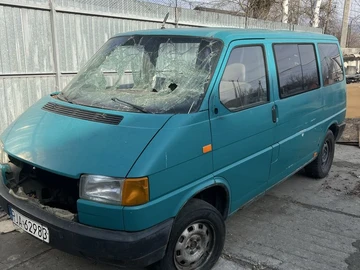 Авто Volkswagen Transporter 1997 № 8619477